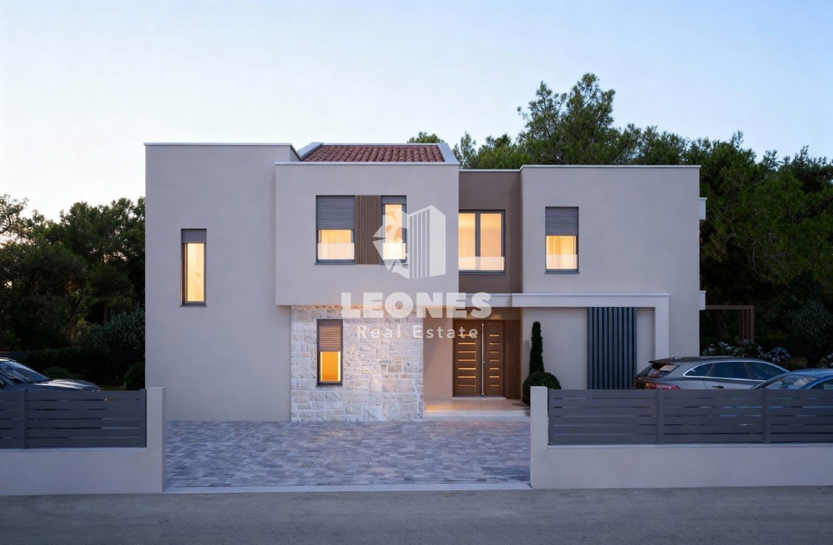 Moderna casa bifamiliare con piscina nelle vicinanze di Umag - Umago