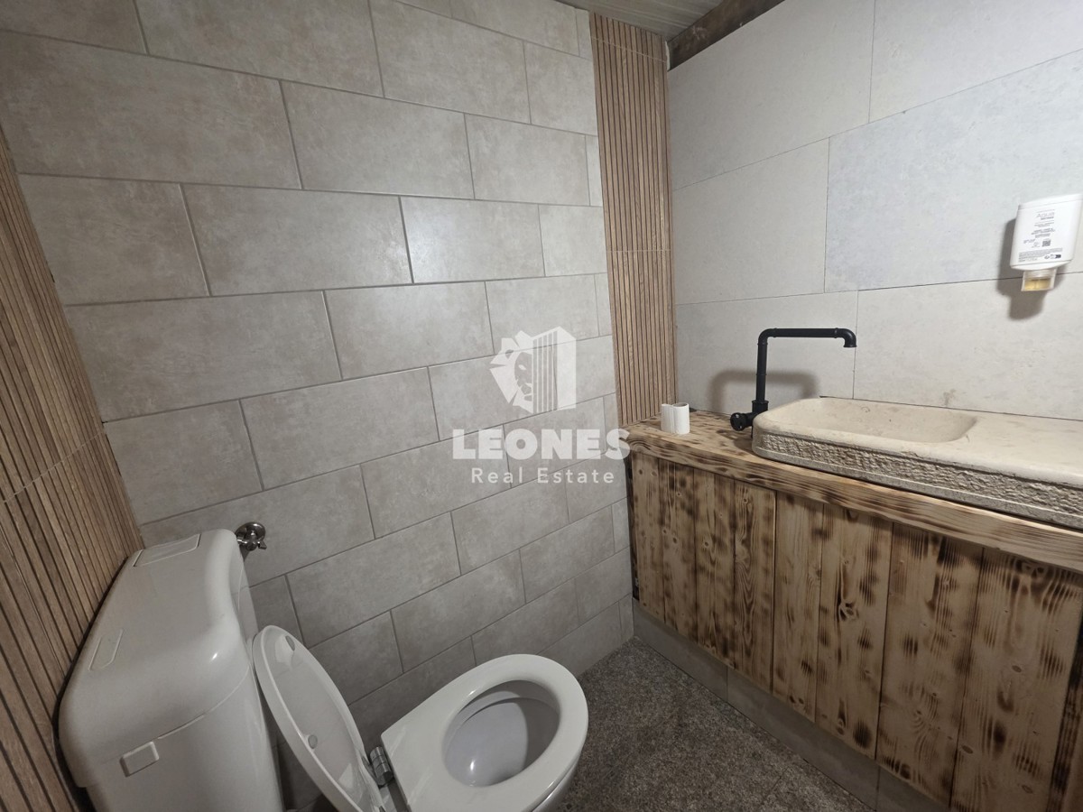 Casa con tre unità abitative vicino a Umag