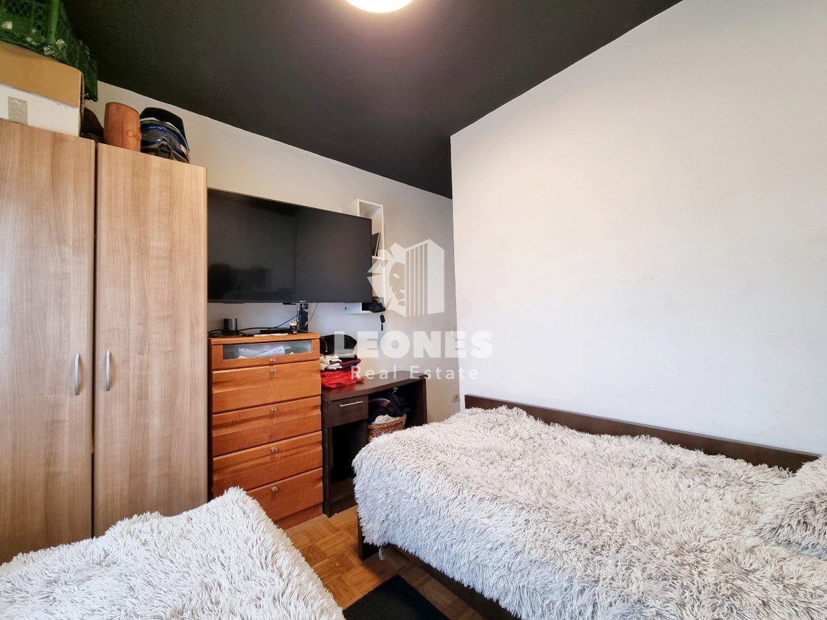 Casa con tre unità abitative vicino a Umag