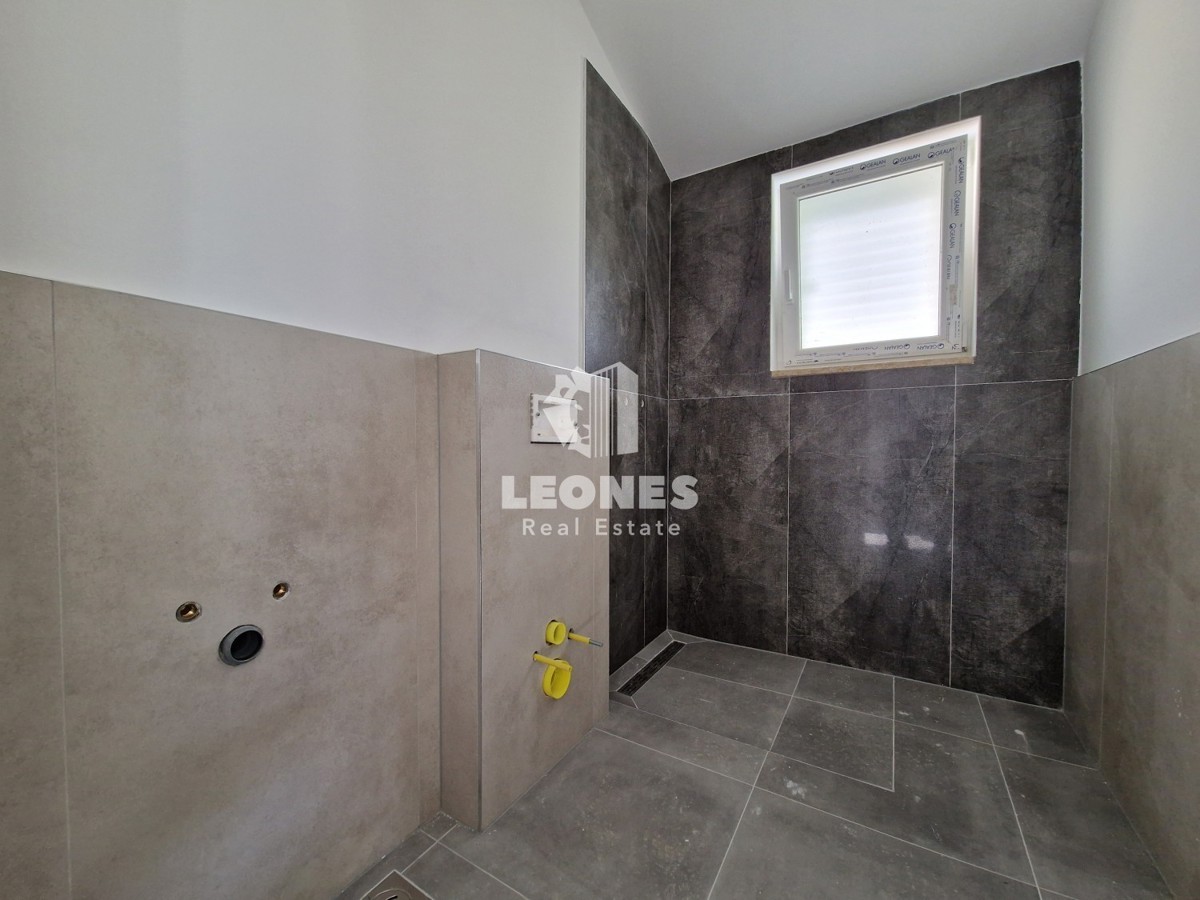 Casa con piscina vicino a Buie