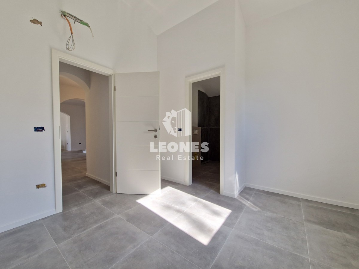 Casa con piscina vicino a Buie