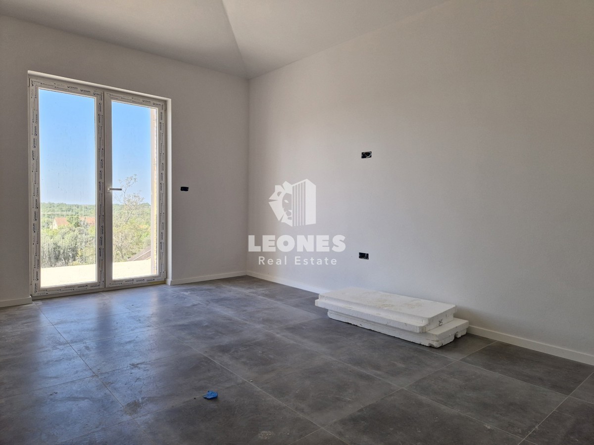 Casa con piscina vicino a Buie