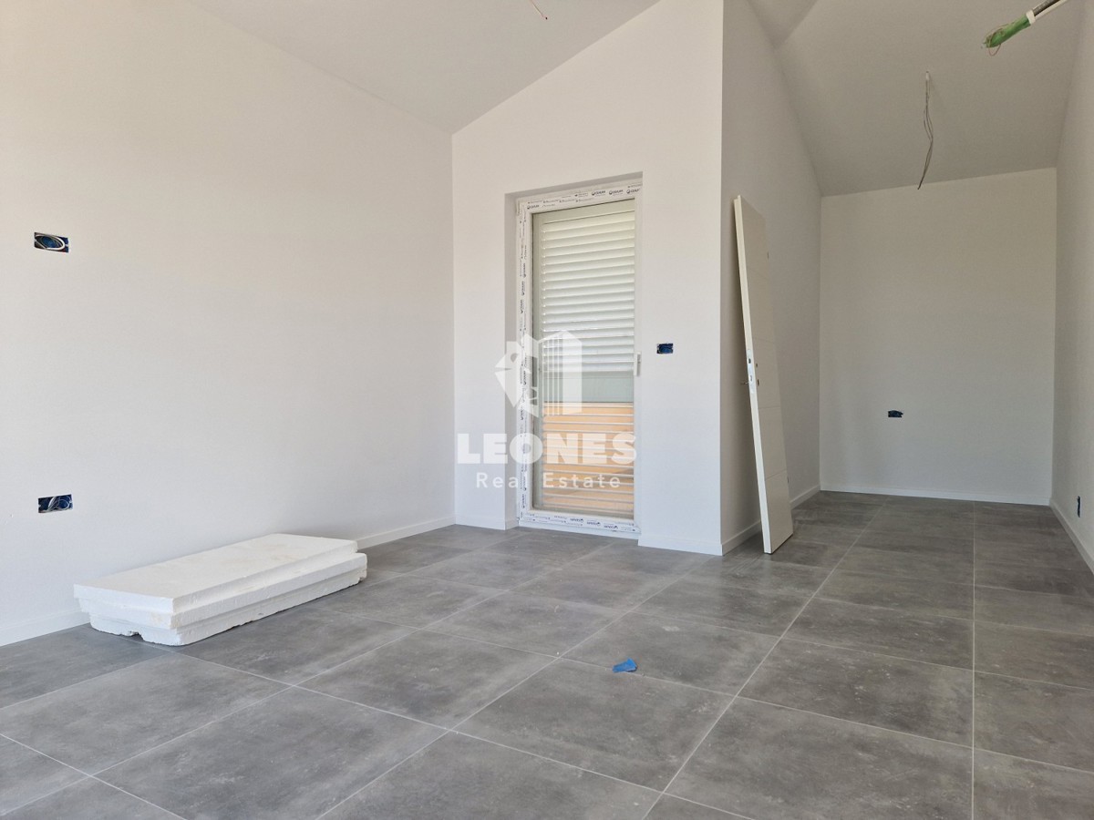 Casa con piscina vicino a Buie