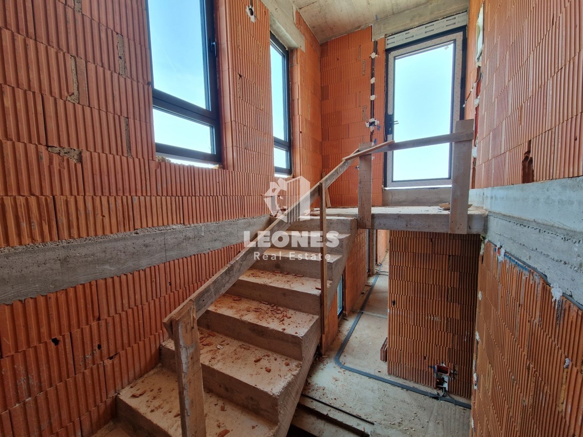 Villa moderna con piscina e vista mare ai dintorni di Poreč - Parenzo