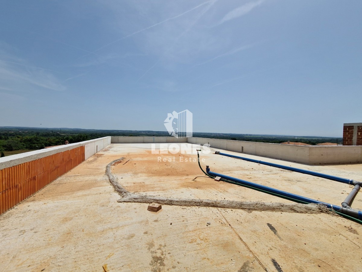 Villa moderna con piscina e vista mare ai dintorni di Poreč - Parenzo