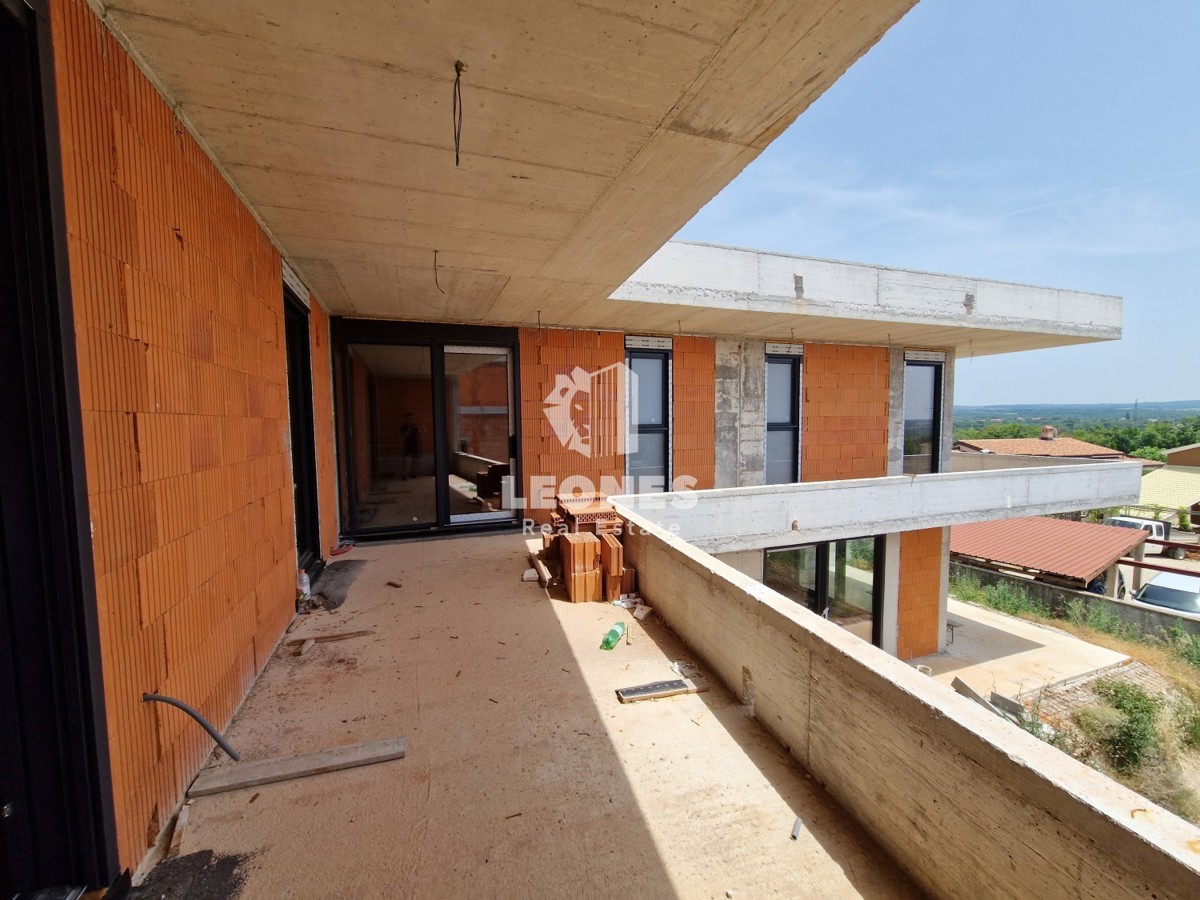 Villa moderna con piscina e vista mare ai dintorni di Poreč - Parenzo