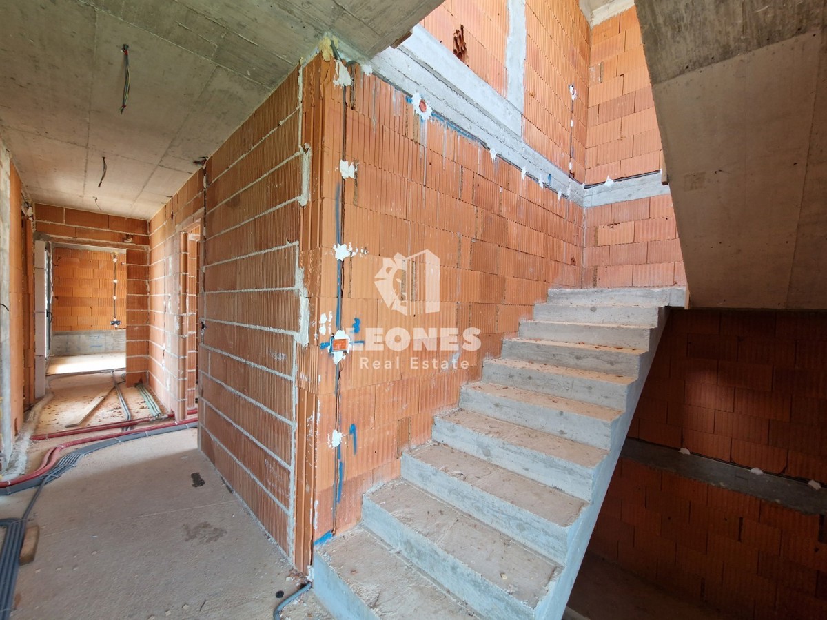 Villa moderna con piscina e vista mare ai dintorni di Poreč - Parenzo