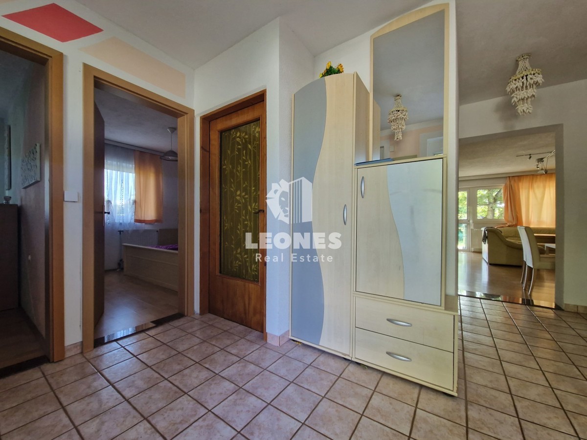 Casa con ampio giardino e una piscina ai dintorni di Buje - Buie