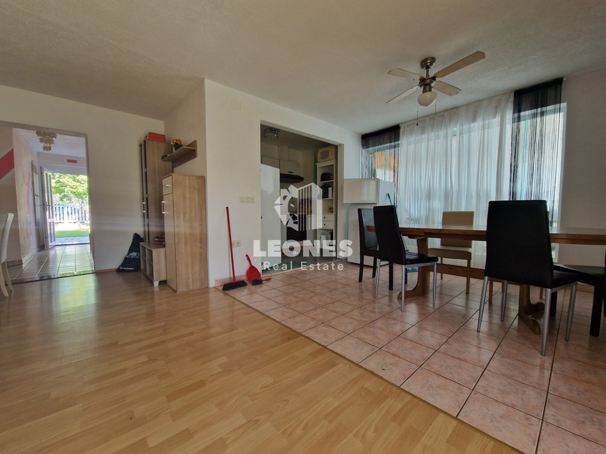Casa con ampio giardino e una piscina ai dintorni di Buje - Buie