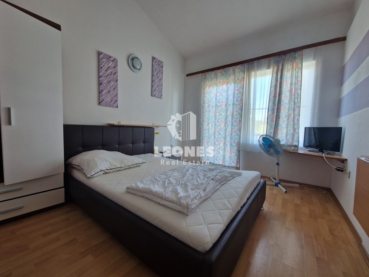 Casa con ampio giardino e una piscina ai dintorni di Buje - Buie