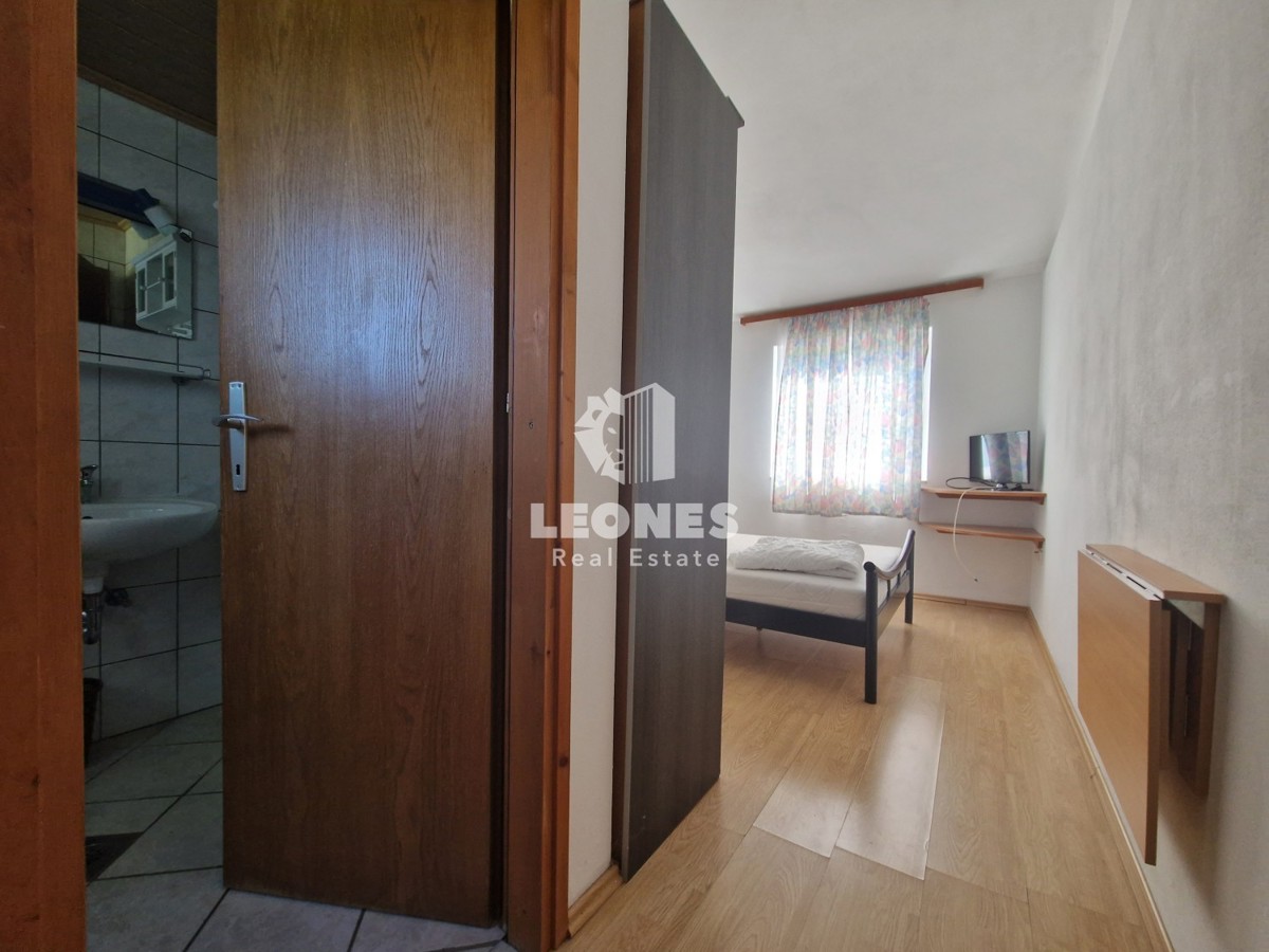 Casa con ampio giardino e una piscina ai dintorni di Buje - Buie