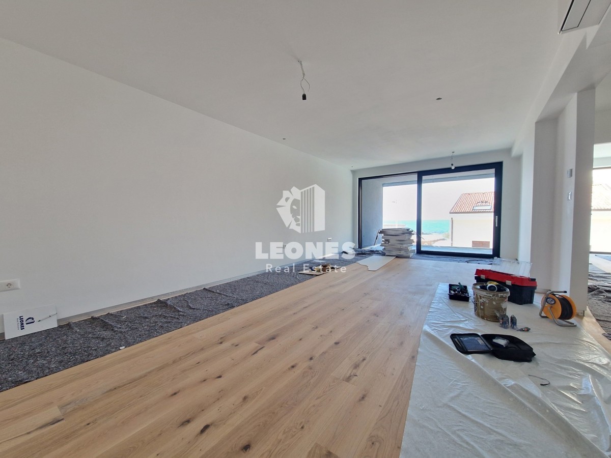 Fantastico appartamento con vista mare a Umag - Umago