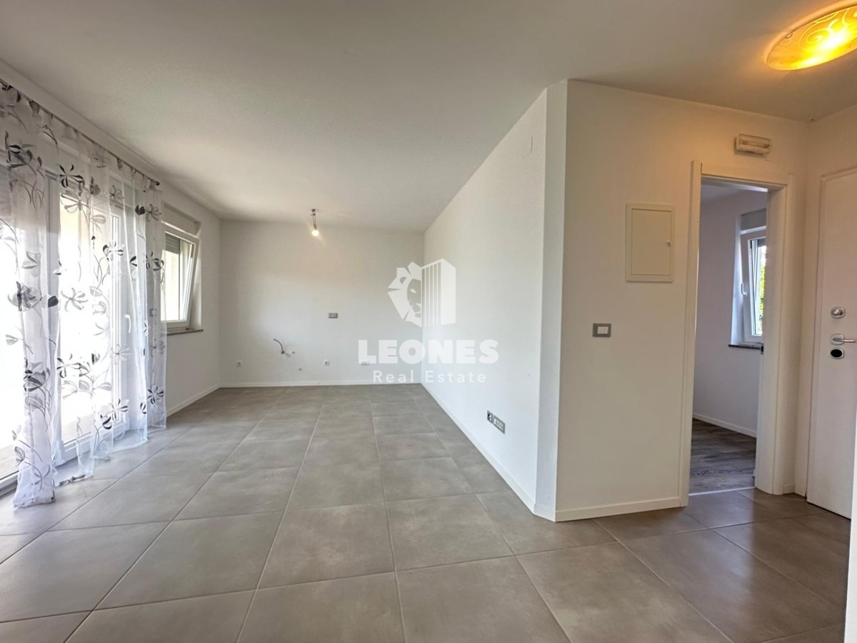 Appartamento al mare con giardino in posizione attraente a Cittanova