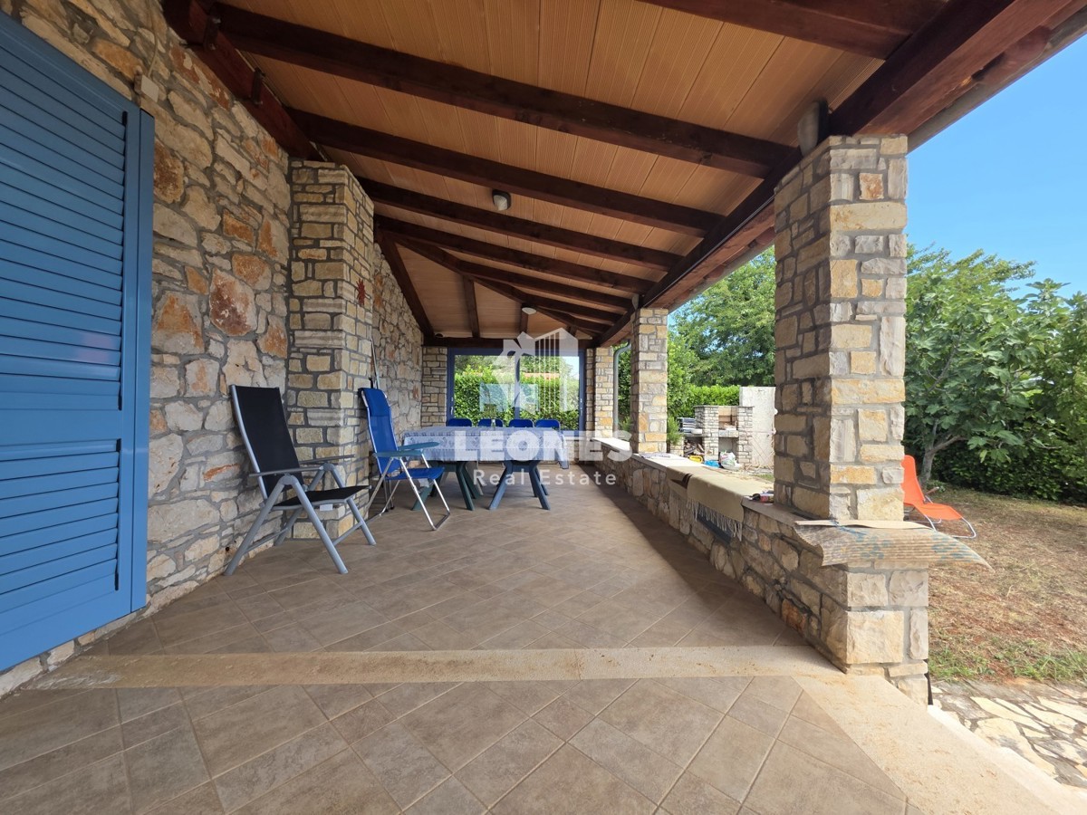 Casa in pietra in prima fila al mare a Lovrečica - San Lorenzo, vicino a Umag - Umago