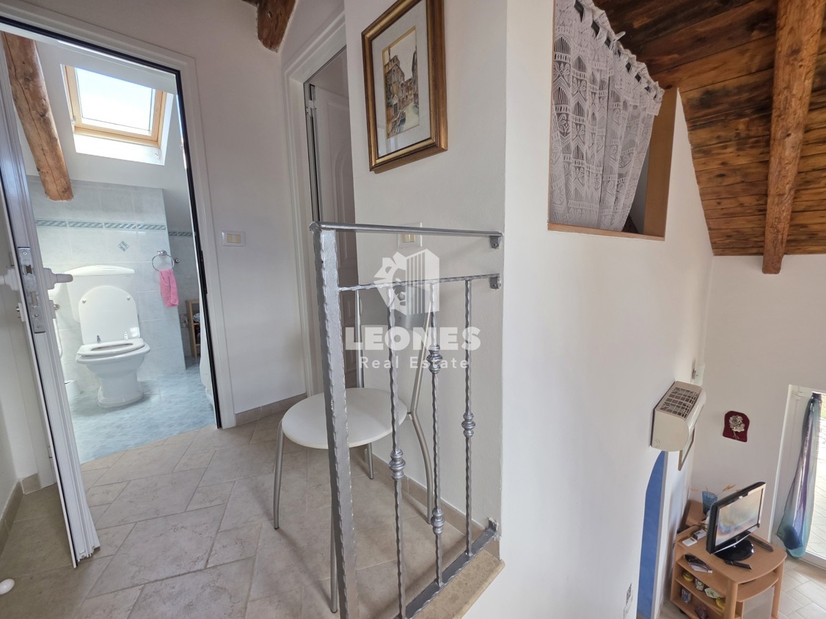 Casa in pietra in prima fila al mare a Lovrečica - San Lorenzo, vicino a Umag - Umago