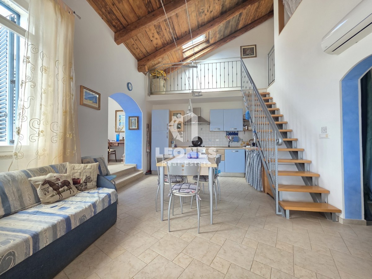 Casa in pietra in prima fila al mare a Lovrečica - San Lorenzo, vicino a Umag - Umago