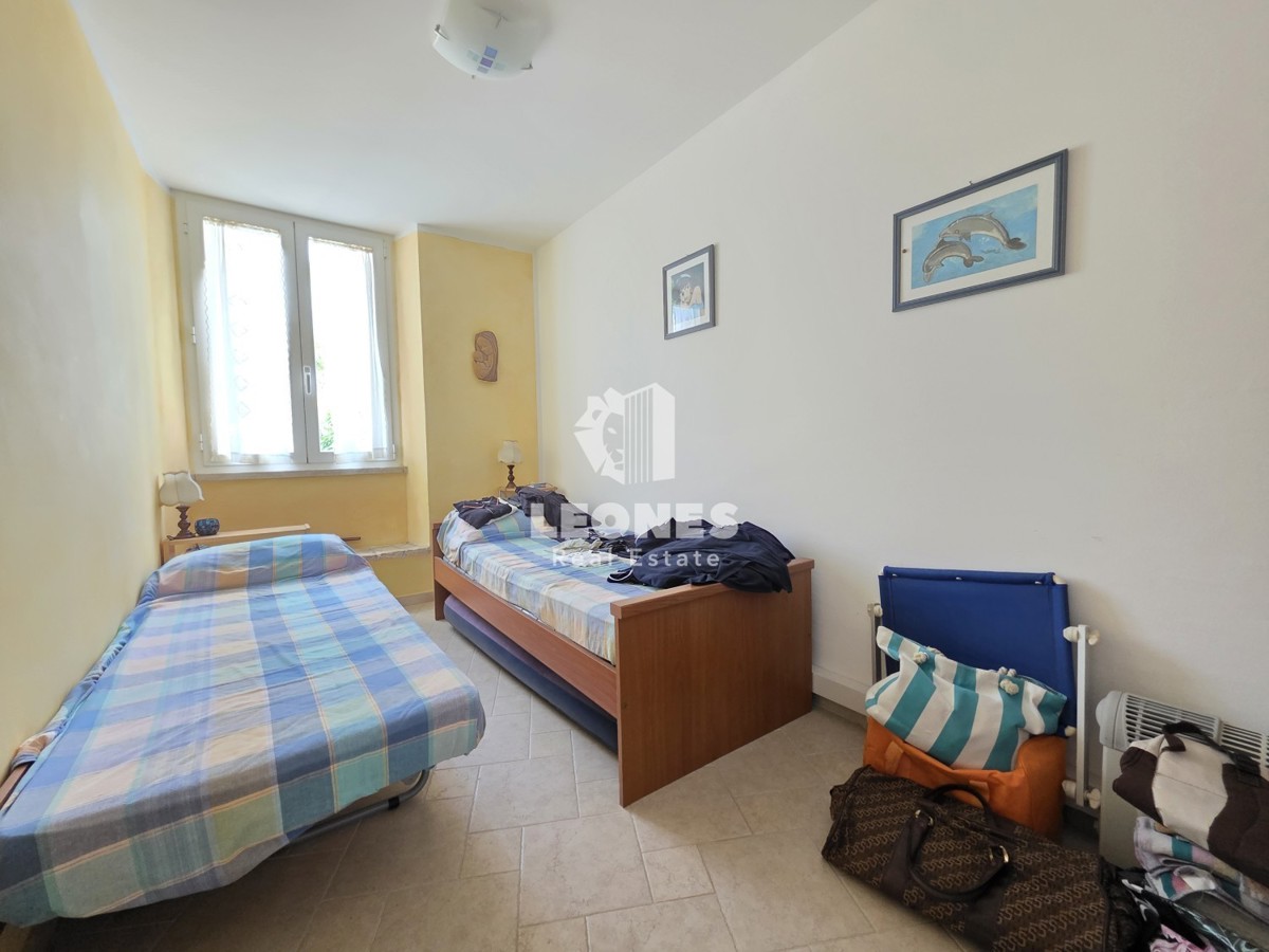 Casa in pietra in prima fila al mare a Lovrečica - San Lorenzo, vicino a Umag - Umago