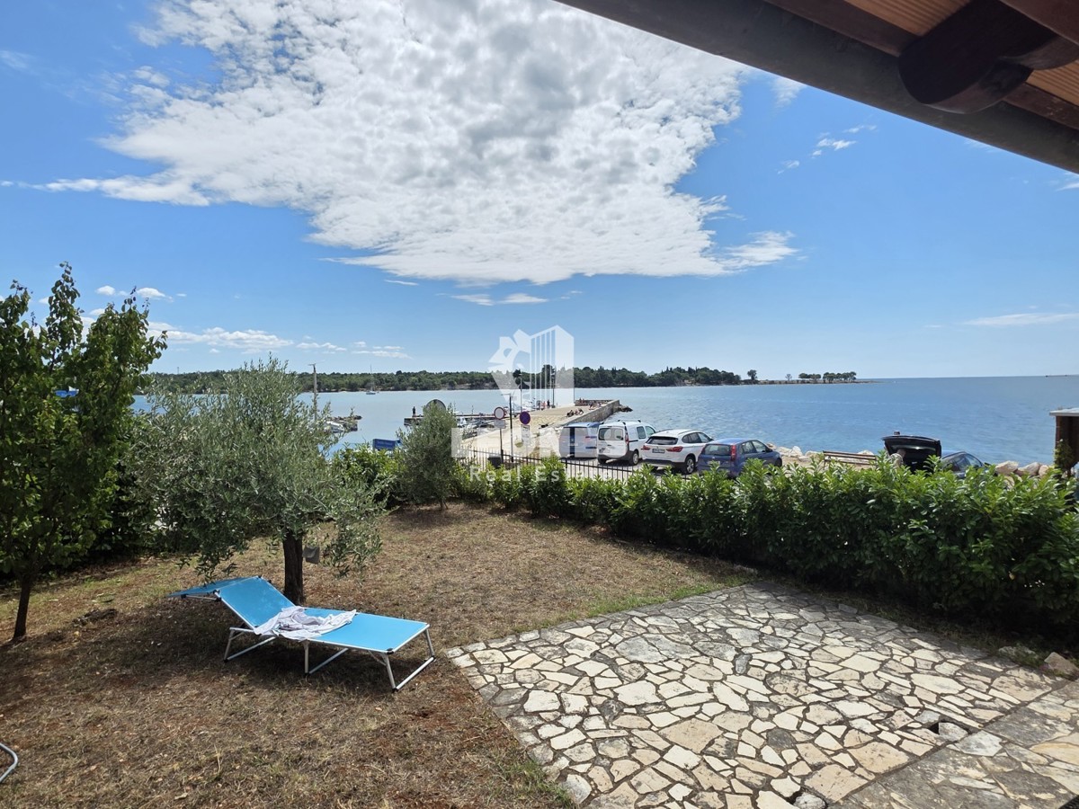 Casa in pietra in prima fila al mare a Lovrečica - San Lorenzo, vicino a Umag - Umago