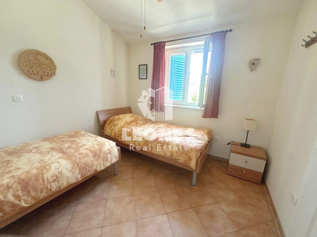 Casa bifamiliare con piscina vicino a Parenzo - Kaštelir