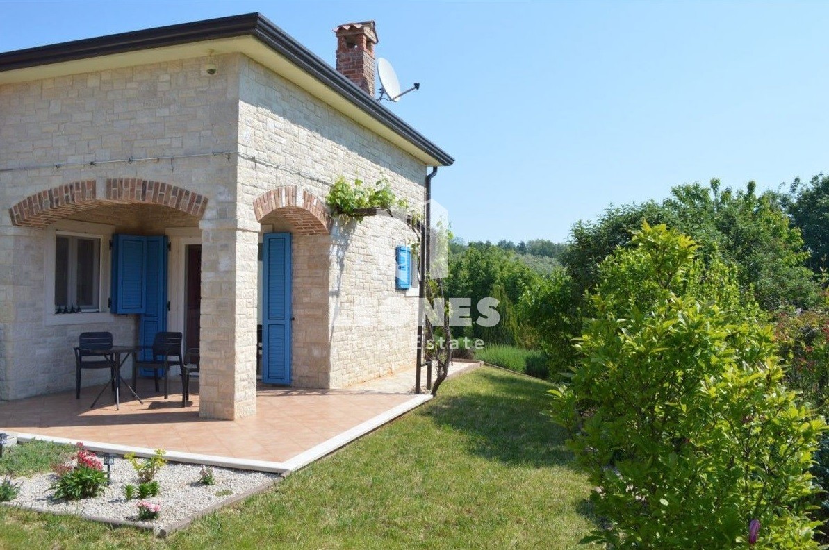 Casa bifamiliare con piscina vicino a Parenzo - Kaštelir