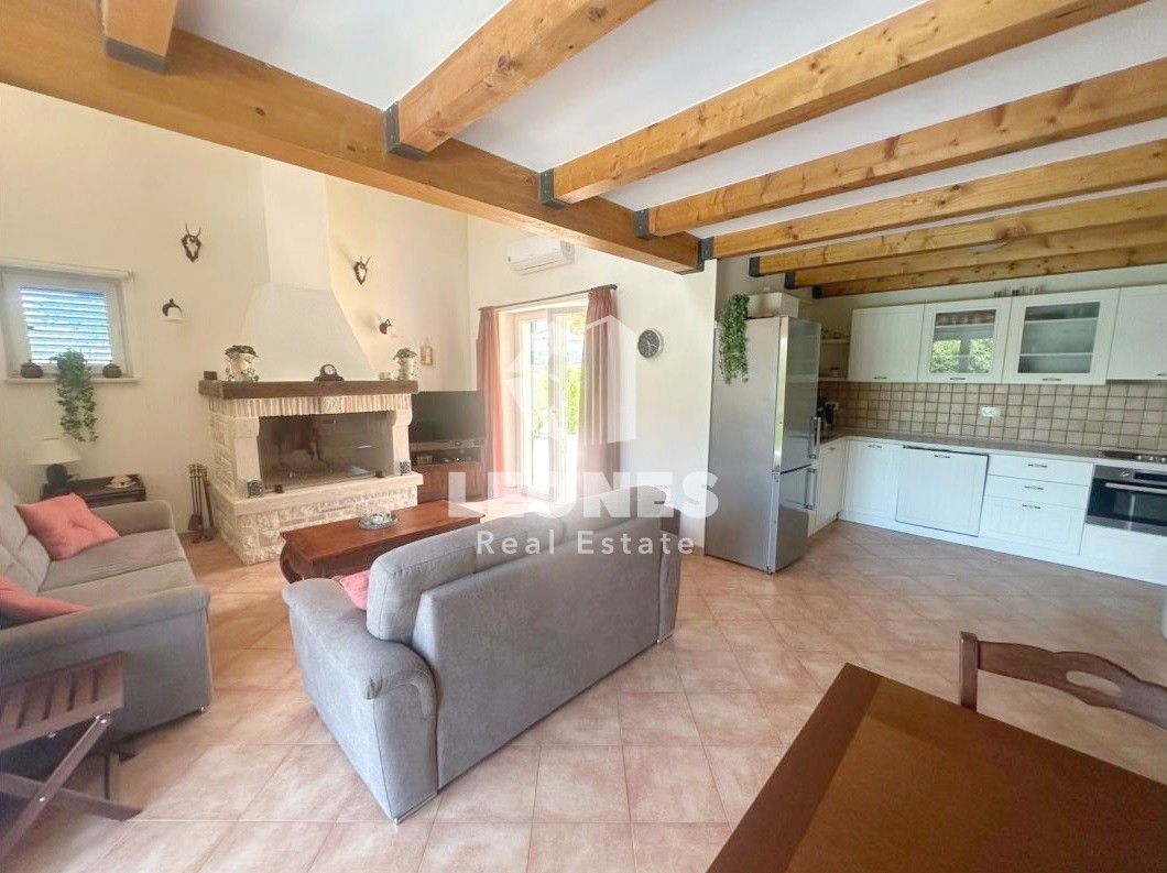 Casa bifamiliare con piscina vicino a Parenzo - Kaštelir