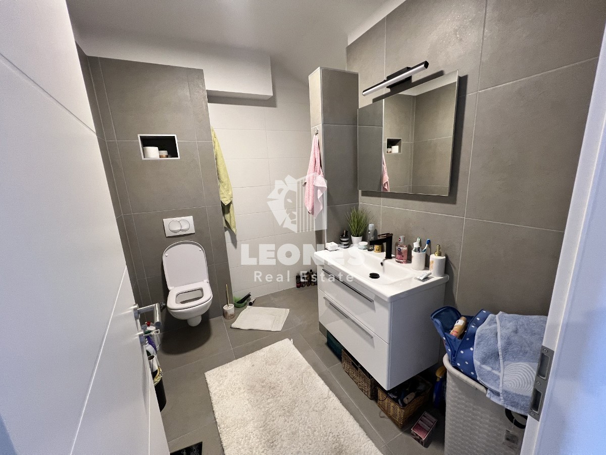 Confortevole appartamento su tre piani con giardino in posizione tranquilla a Cittanova