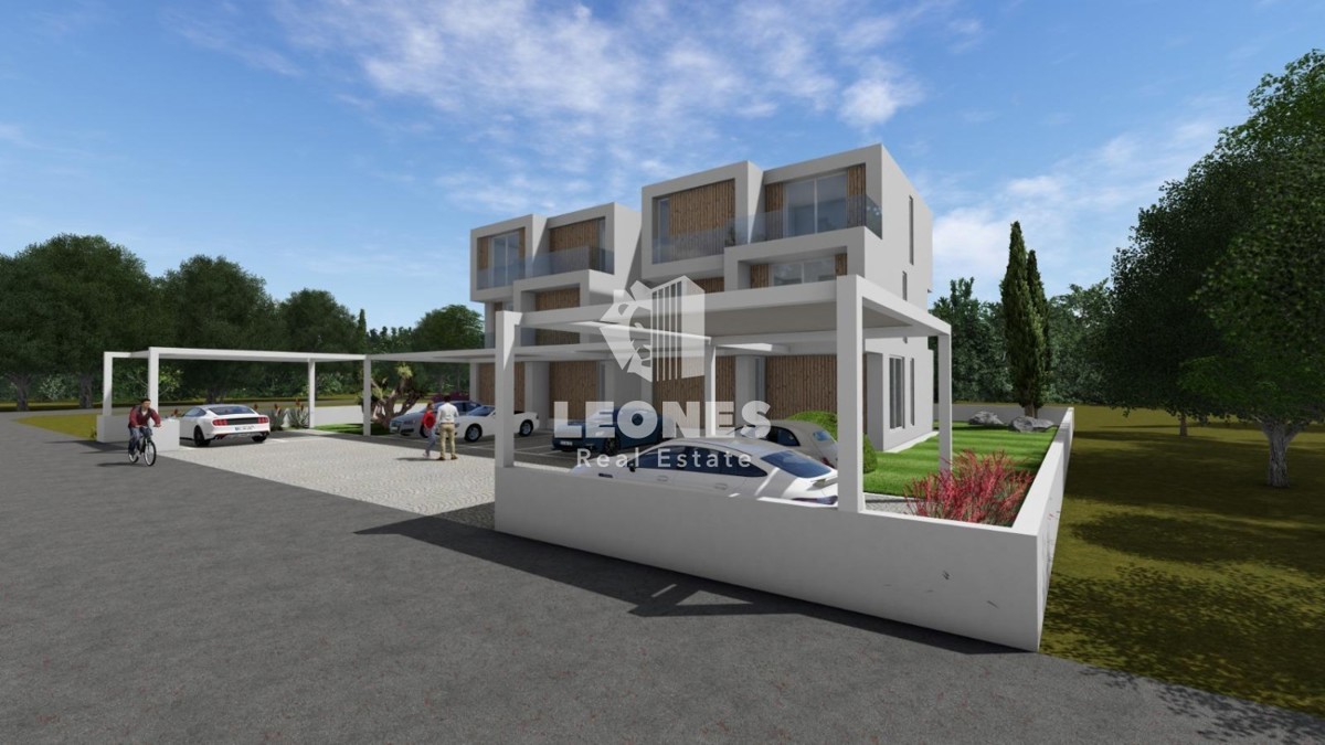 Terreno con permesso di costruire e utenze pagate vicino a Umag - Umago