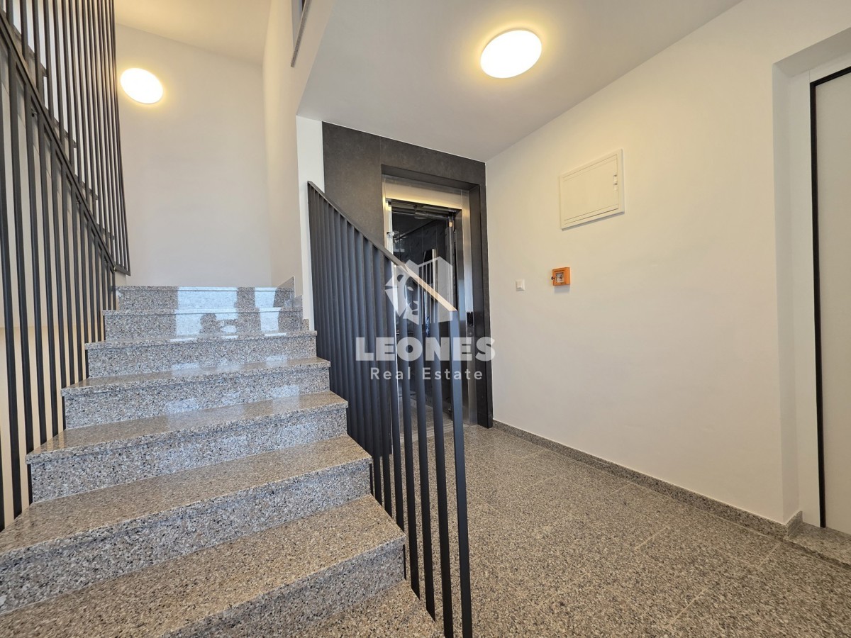 Appartamento in un edificio di nuova costruzione di qualità a Vabriga, Tar