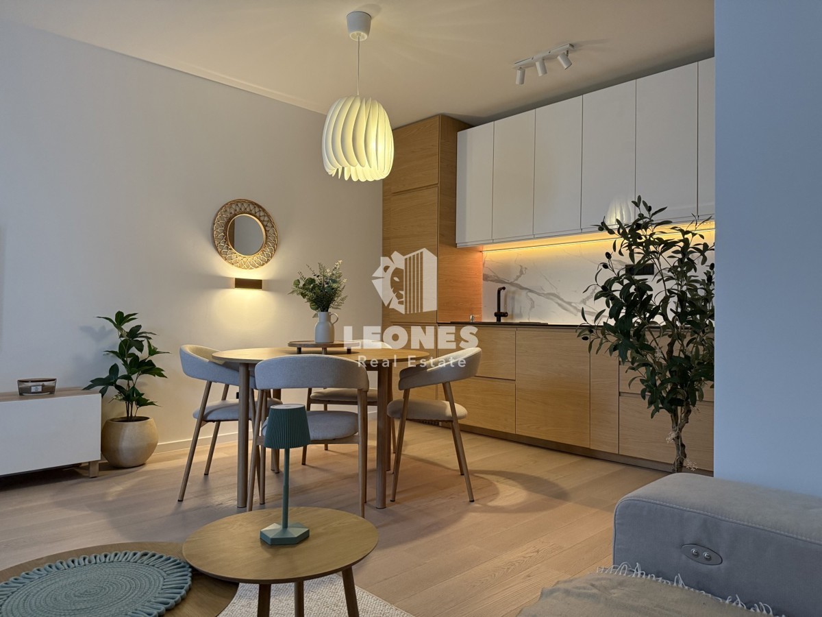 Appartamento modernamente arredato al piano terra di un edificio di nuova costruzione a Umago