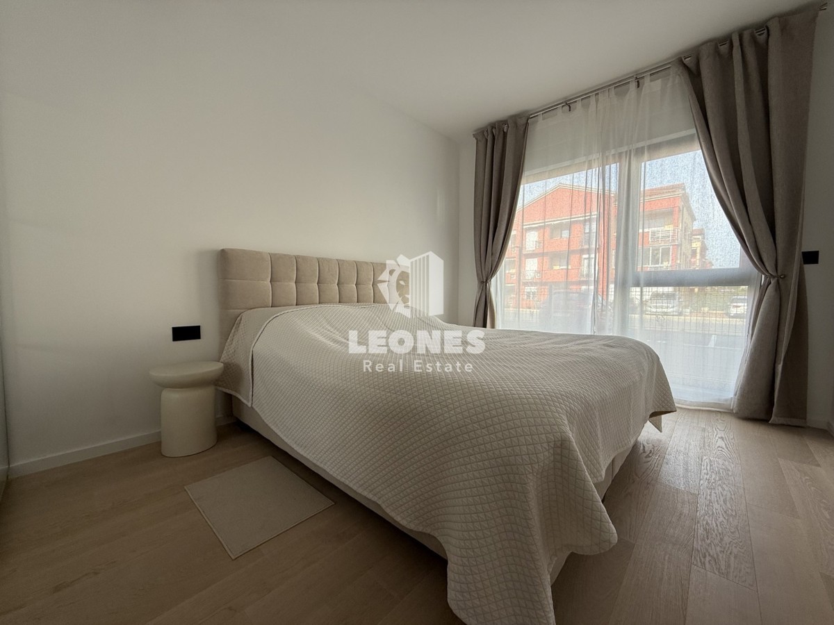 Appartamento modernamente arredato al piano terra di un edificio di nuova costruzione a Umago