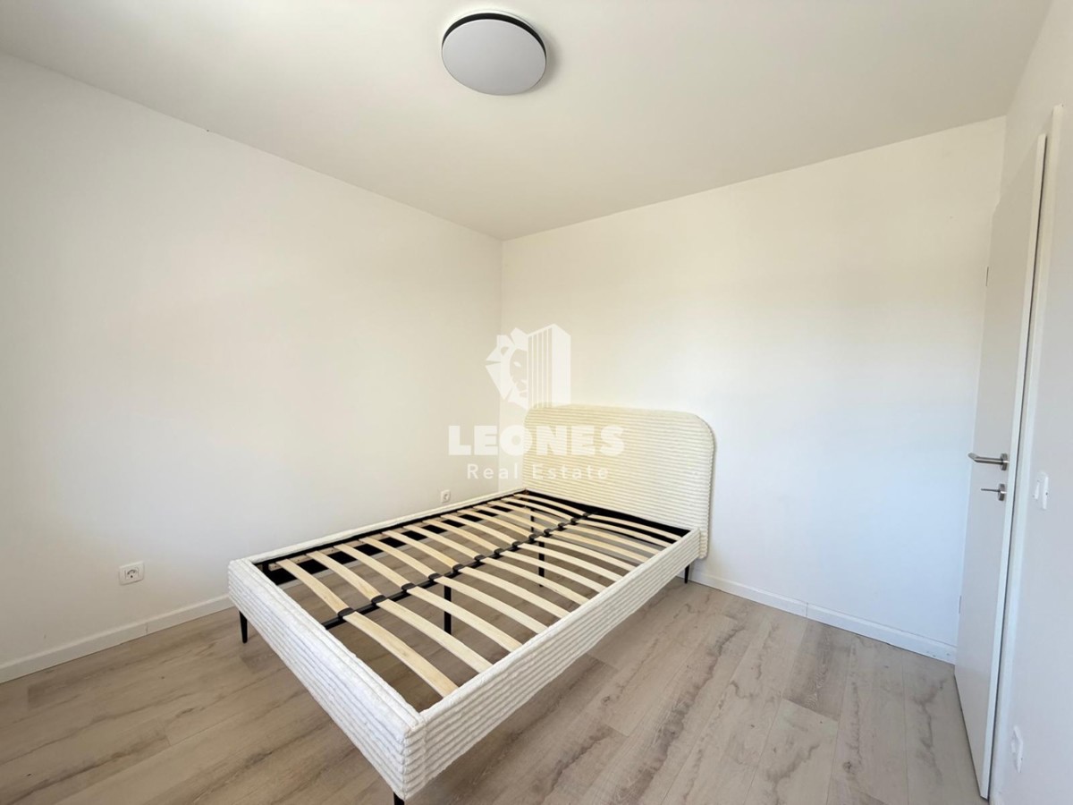 Appartamento completamente arredato al piano terra di un edificio ristrutturato a Novigrad.