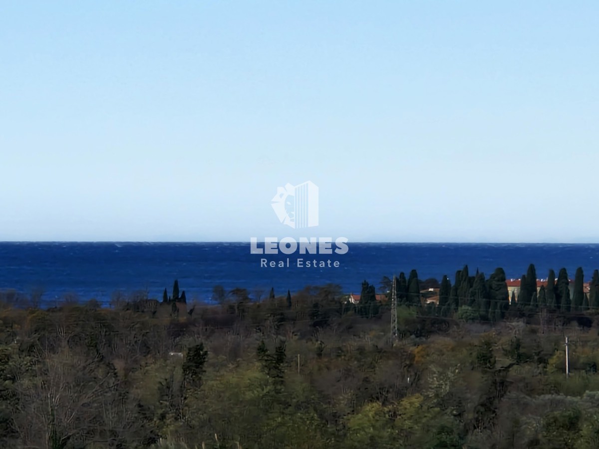 Casa bifamiliare con piscina e vista sul mare nelle vicinanze di Umag - Umago