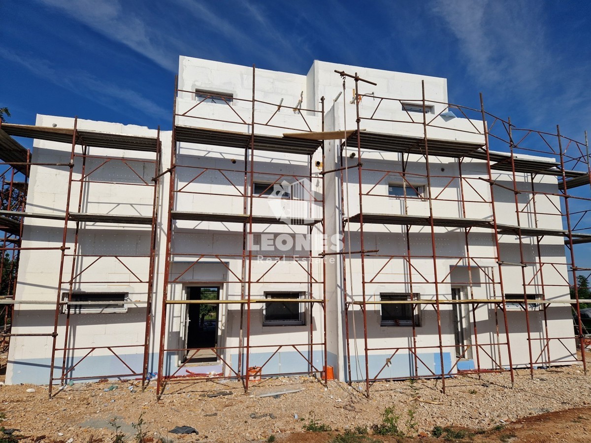 Casa bifamiliare con piscina e vista sul mare nelle vicinanze di Umag - Umago