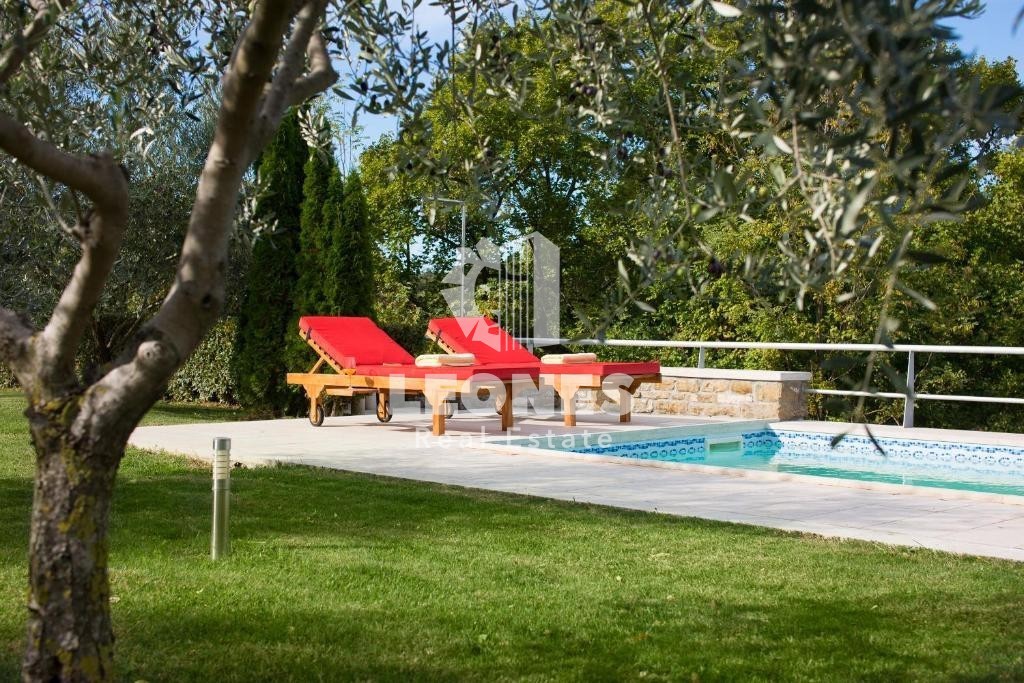 Bellissima villa rustica a Momiano immersa nella natura