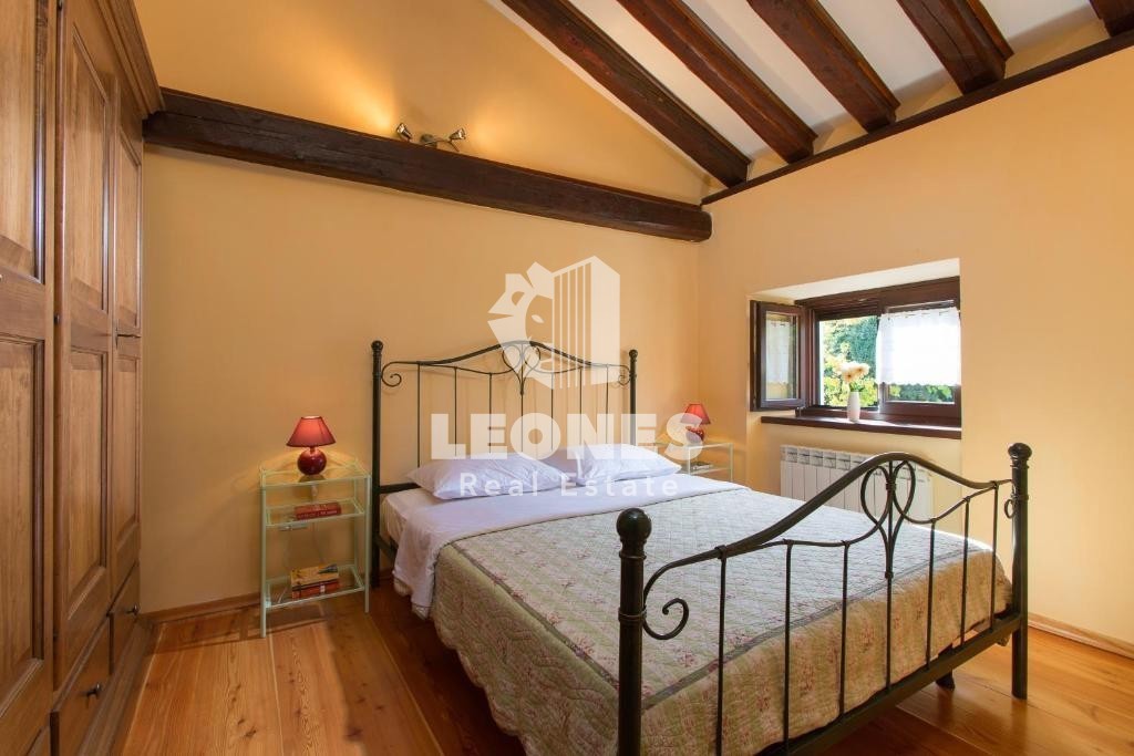 Bellissima villa rustica a Momiano immersa nella natura