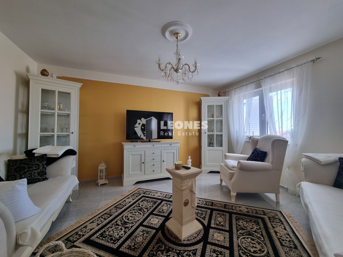 Casa spaziosa con piscina ai dintorni di Umag - Umago