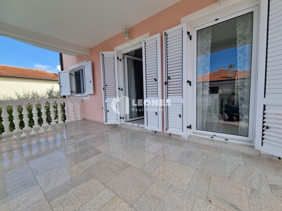 Casa spaziosa con piscina ai dintorni di Umag - Umago