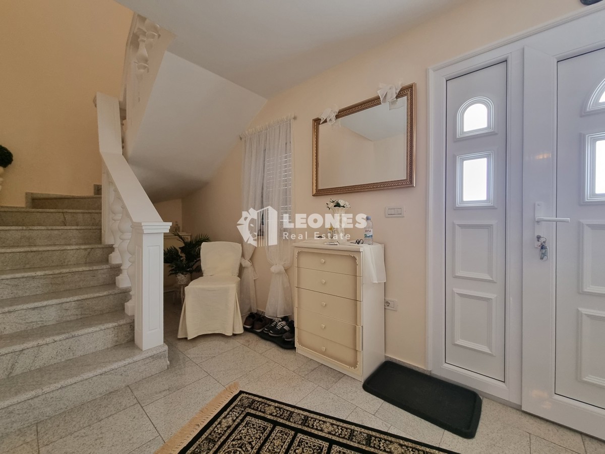 Casa spaziosa con piscina ai dintorni di Umag - Umago