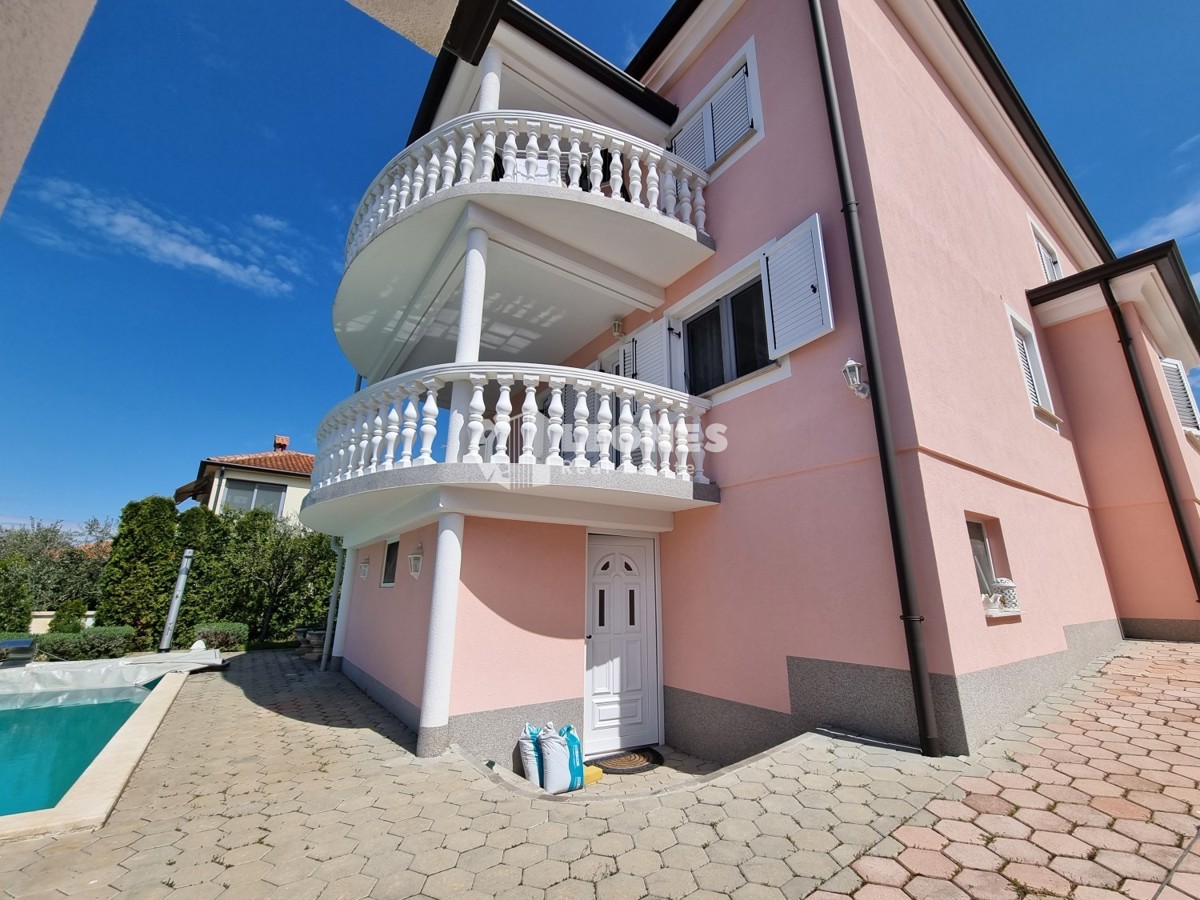 Casa spaziosa con piscina ai dintorni di Umag - Umago