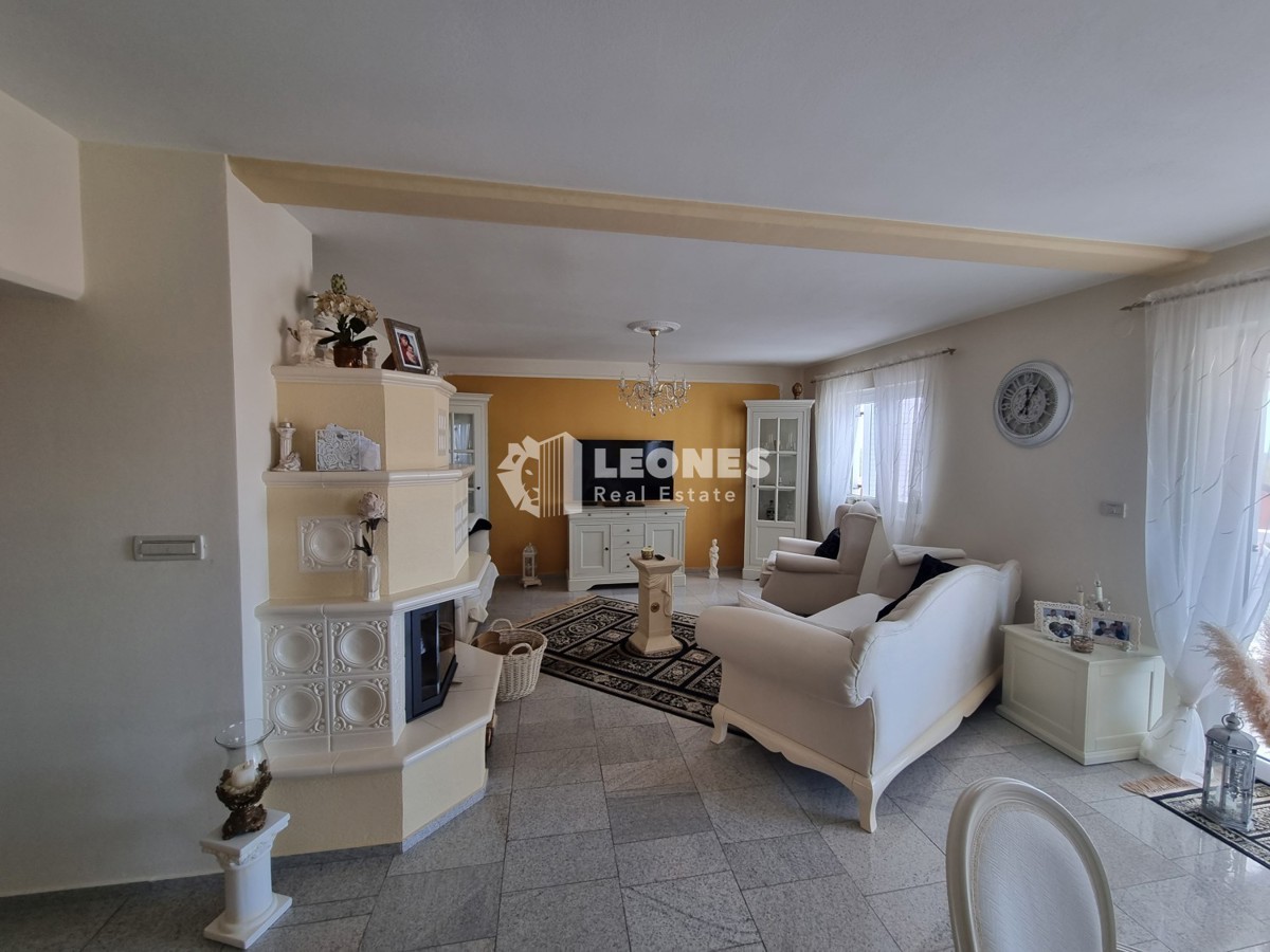 Casa spaziosa con piscina ai dintorni di Umag - Umago