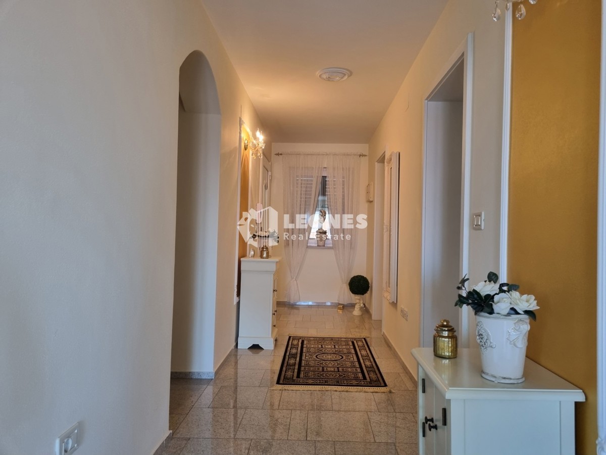 Casa spaziosa con piscina ai dintorni di Umag - Umago