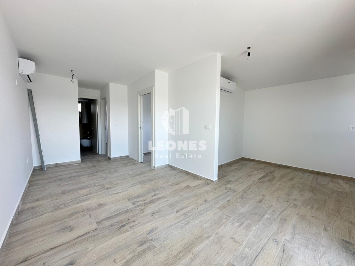 Appartamento di qualità con vista mare a Lovrečica in ottima posizione