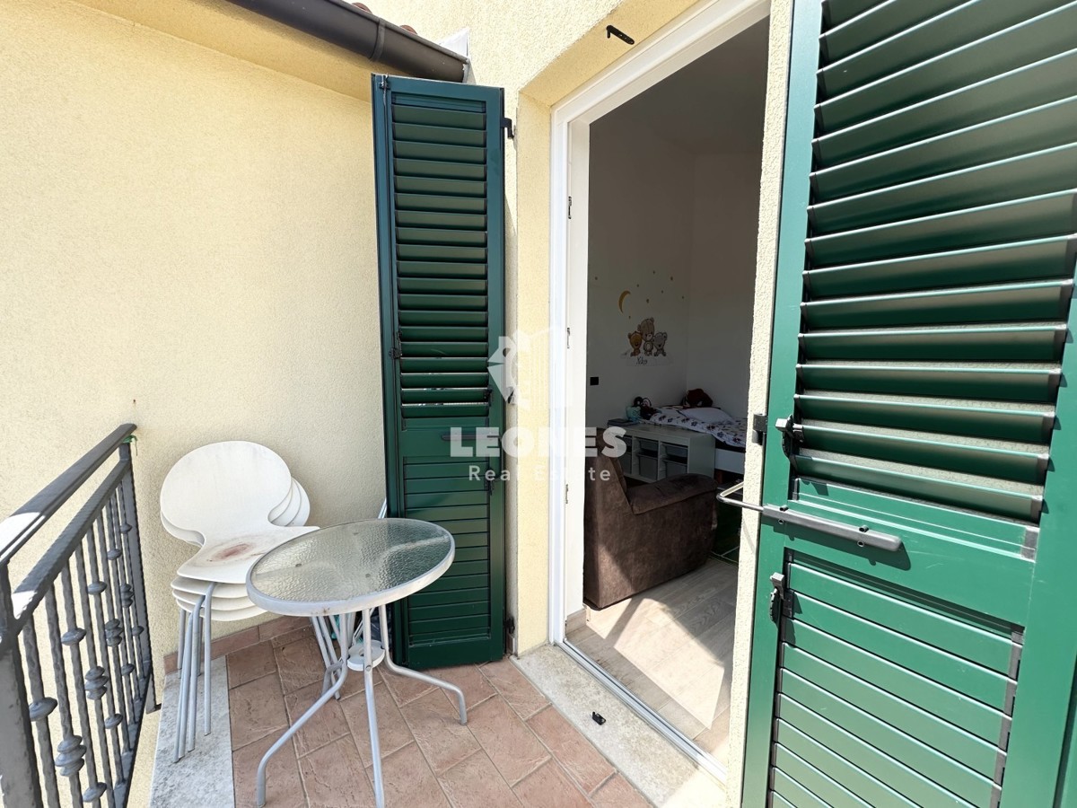Appartamento con vista mare aperta in una posizione fantastica a Cittanova