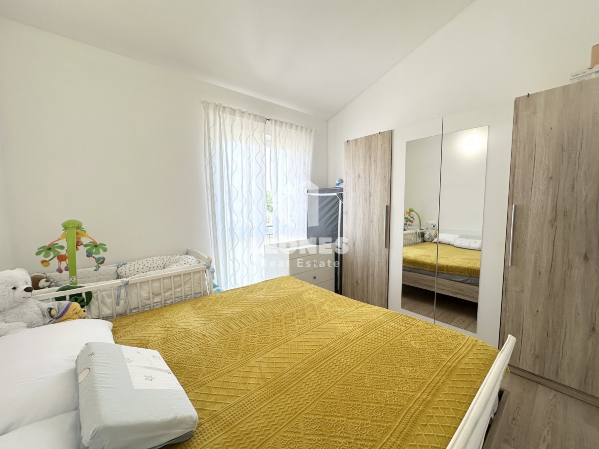 Appartamento con vista mare aperta in una posizione fantastica a Cittanova