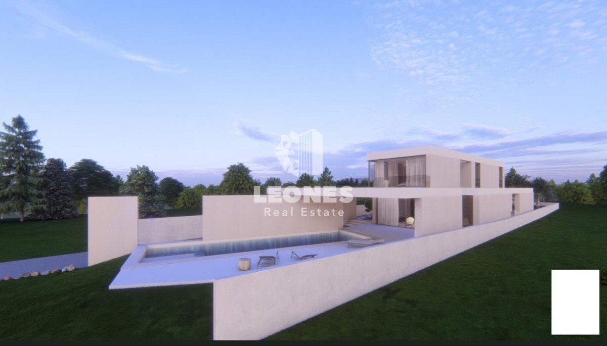 Terreno edificabile con permesso di costruzione in prima fila al mare vicino a Umag - Umago