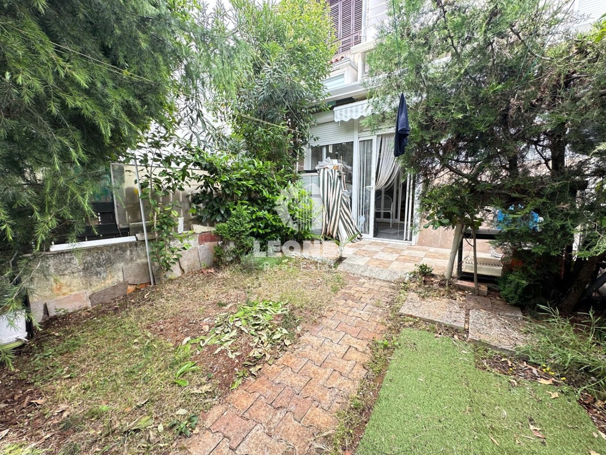 Appartamento al piano terra con giardino a soli 150 metri dal mare a Cittanova