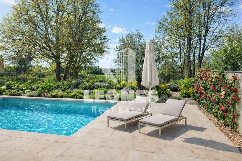 Casa indipendente con piscina vicino a Cittanova