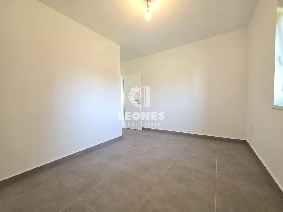 Appartamento con giardino e posto auto in garage vicino a Umago, Salvore