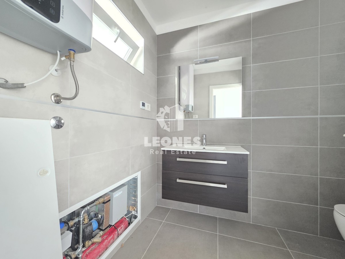 Appartamento con giardino e posto auto in garage vicino a Umago, Salvore