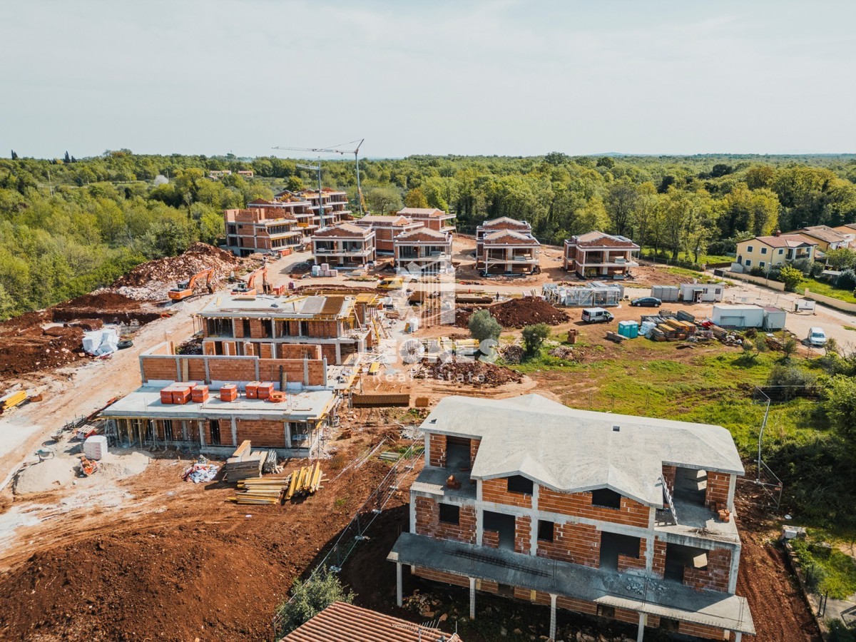 Lussuosa villa bifamiliare con piscina vicino al mare e alla spiaggia ai dintorni di Umag - Umago